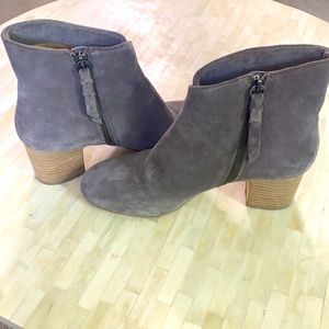Lt Charcoal Suede Splendid Hespera Bootie Size 8